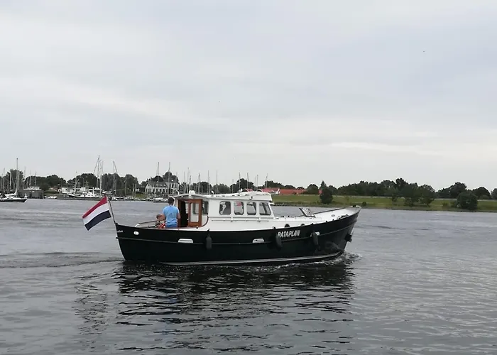 Privé B&B Motorsailer Rataplan